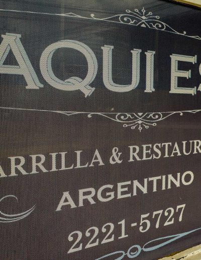 Aqui_Es-2-of-33